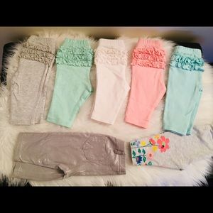 7 Baby leggings 0-3 SOLD